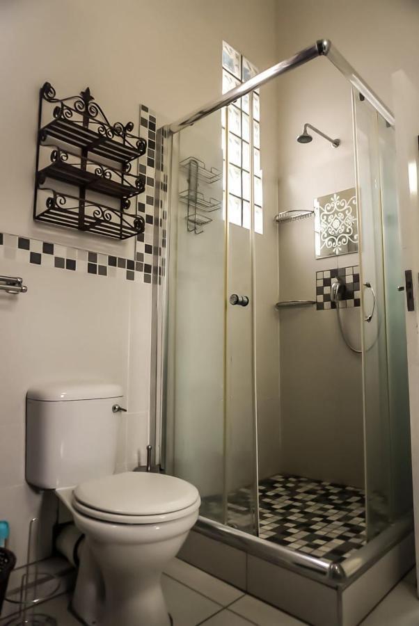Ladybrand Heritage House Bagian luar foto